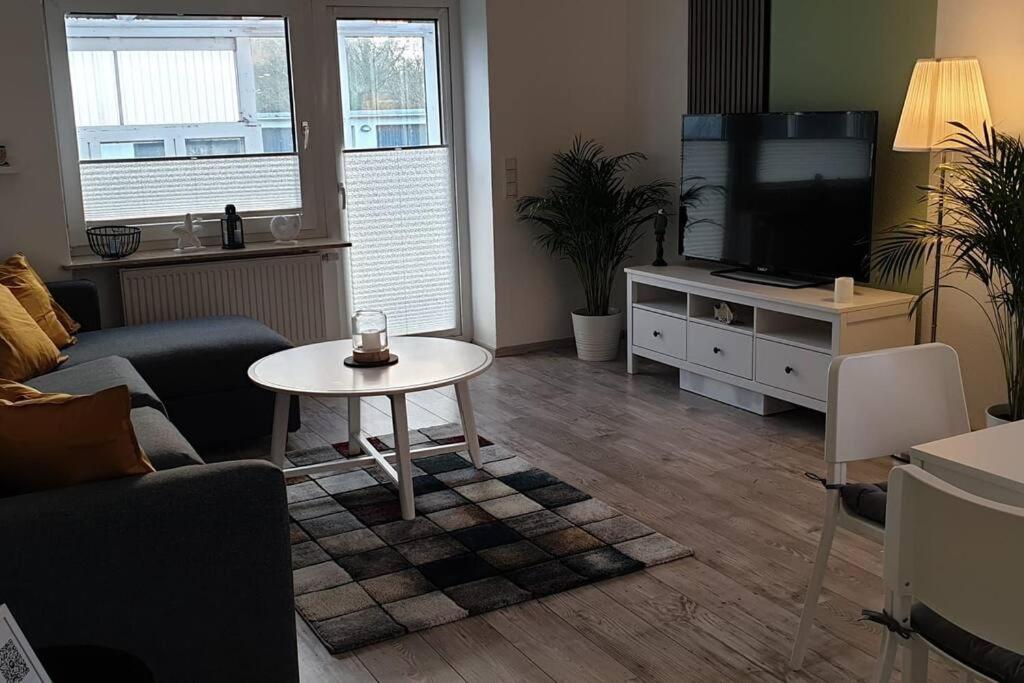 Charmante Haushaelfte Mit Garten Und Terrasse Flensburg Dış mekan fotoğraf