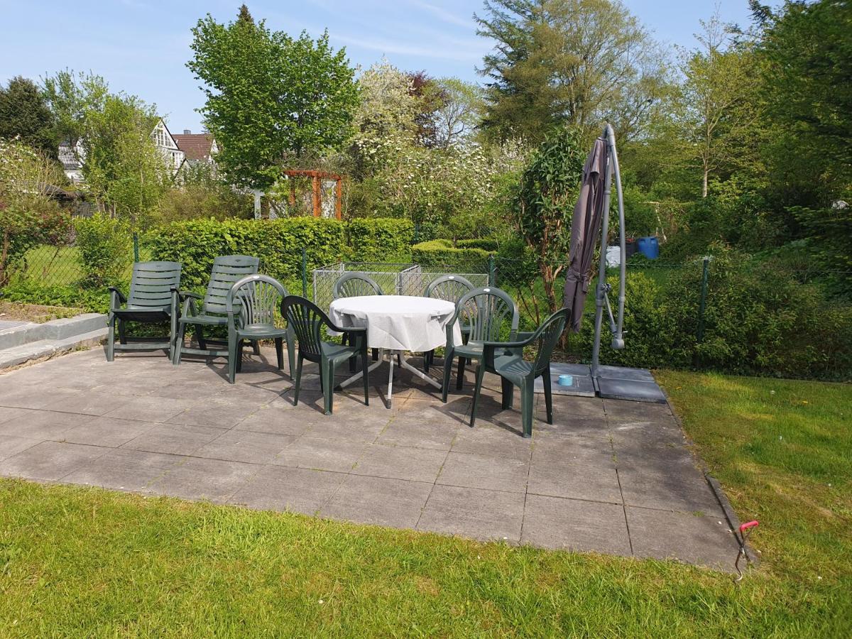 Charmante Haushaelfte Mit Garten Und Terrasse Flensburg Dış mekan fotoğraf